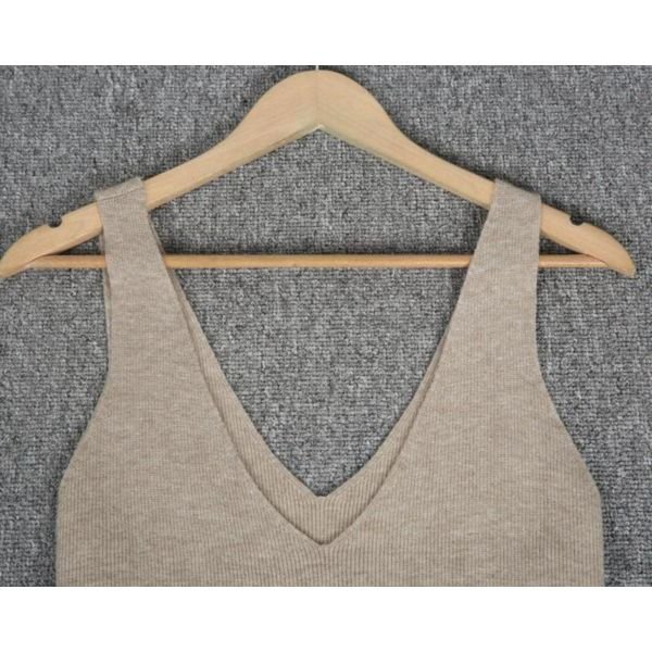 Comfy V-Neck Plain Sleeveless Top